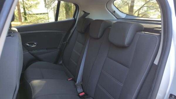 Renault Mégane Expression 1.5 dCi 110 EDC6 – 2013 – 107 225 km – Boîte Auto – Image 7