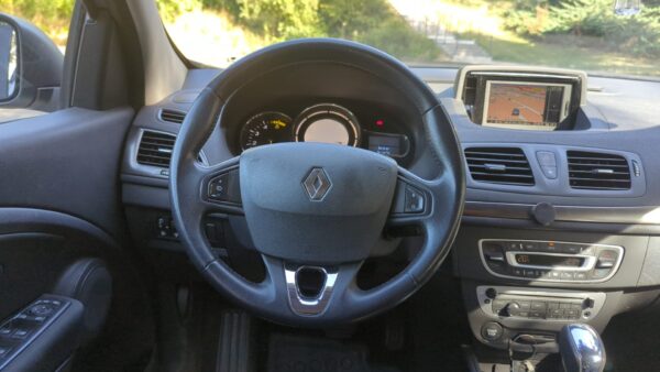 Renault Mégane Expression 1.5 dCi 110 EDC6 – 2013 – 107 225 km – Boîte Auto – Image 10