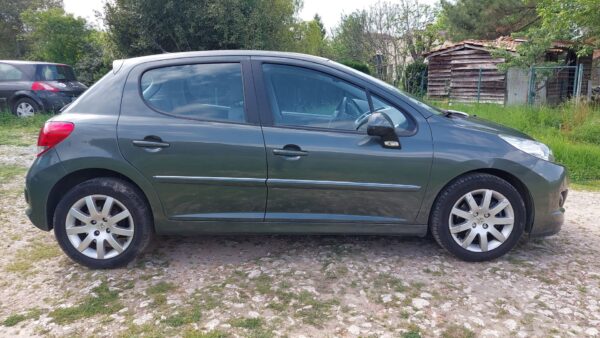 Peugeot 207 Premium – 1.6 VTi 120 ch BVA – Image 6