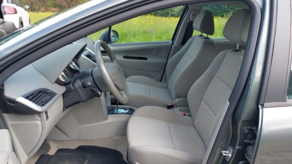 Peugeot 207 Premium – 1.6 VTi 120 ch BVA – Image 8