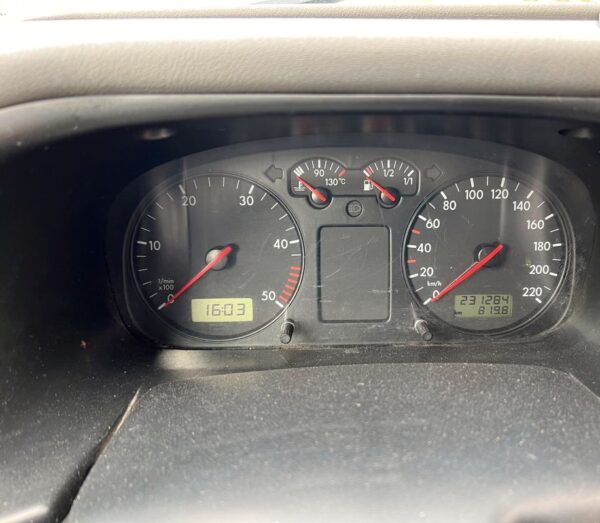 Volkswagen Transporter T4 – 2 Places – Diesel – 2001 – 232 000 km – Image 5