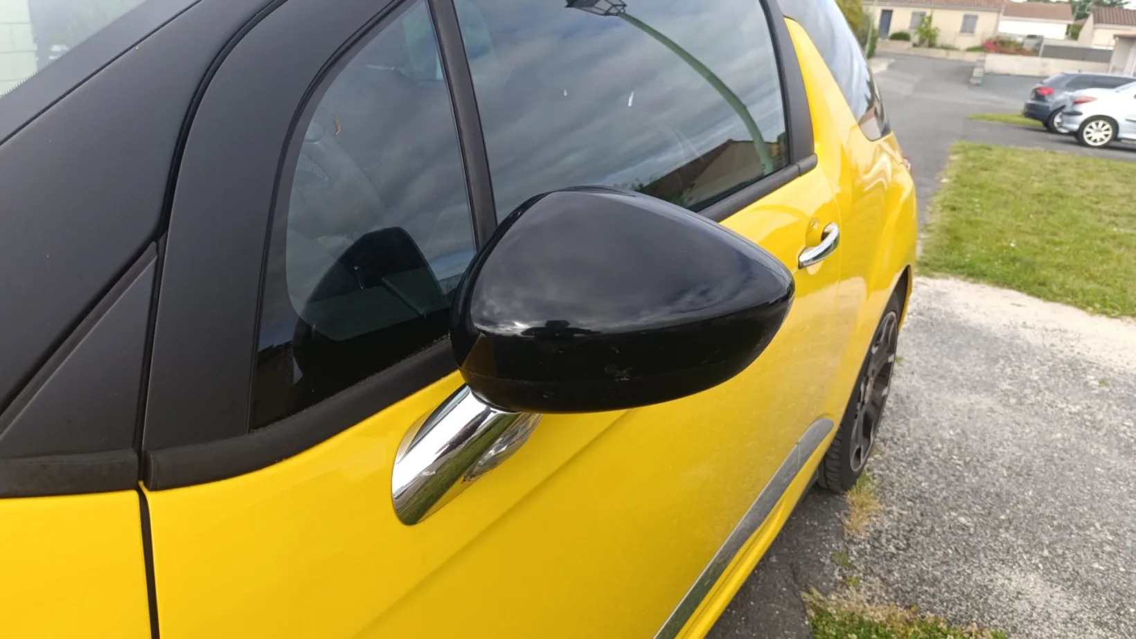 Citroen DS3 So Chic - 1.6 VTi 120 2011 Essence – Image 2