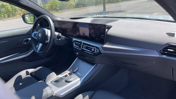 BMW Serie 3 Pack M - 318i 156 BVA 2024 Essence – Image 6