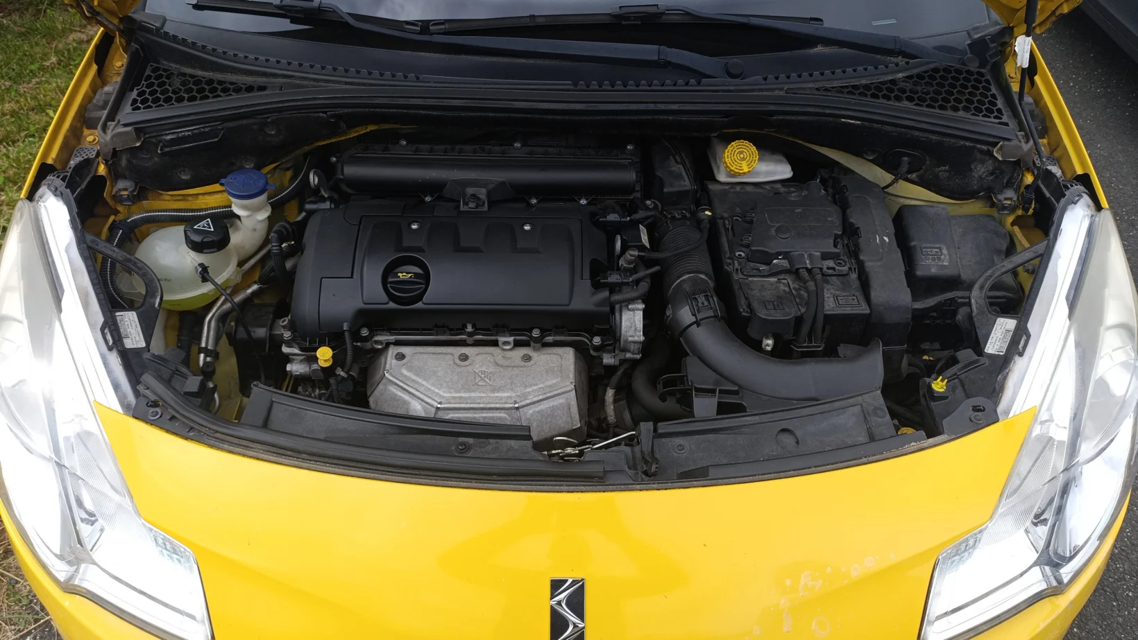 Citroen DS3 So Chic - 1.6 VTi 120 2011 Essence – Image 18