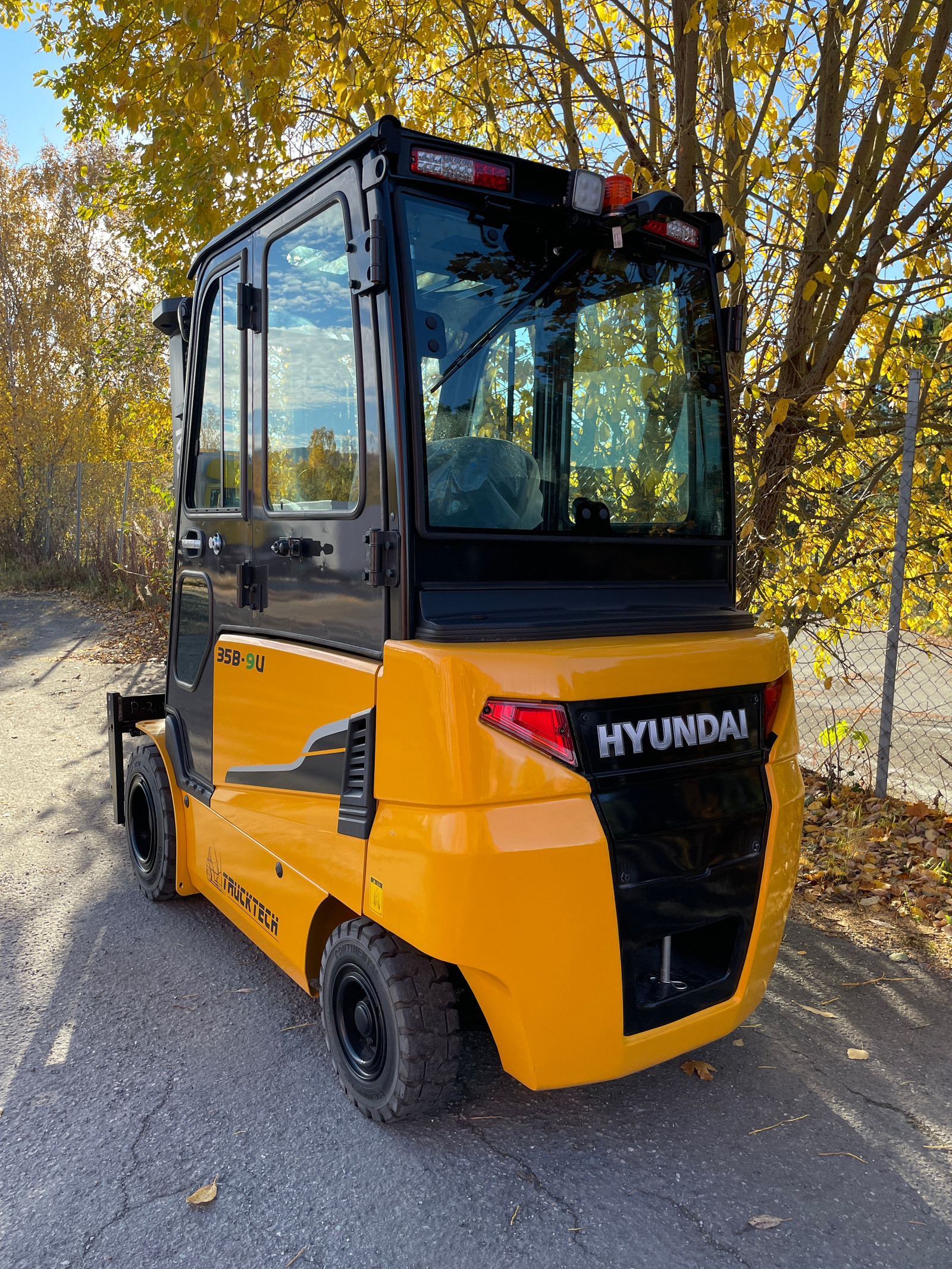 Hyundai 35B-9U Année du modèle 2024 – Image 4