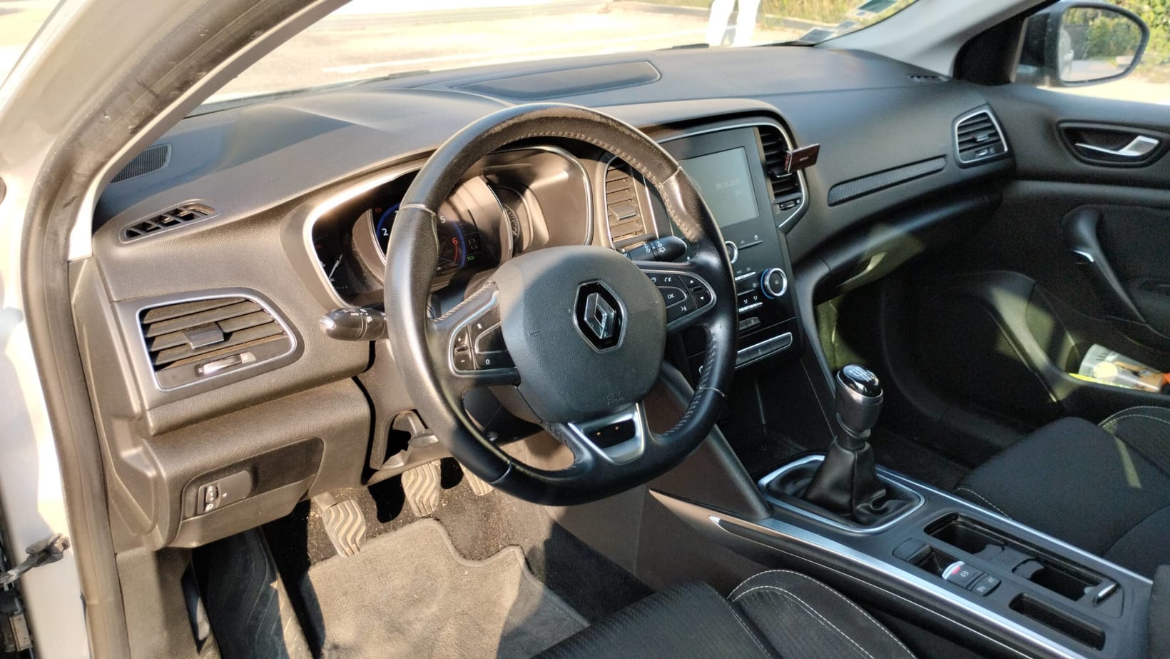 Renault Megane Limited - 1.2 TCe 130 2018 Essence – Image 5