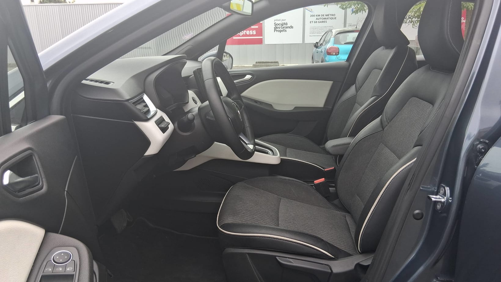 Renault Clio Intens - 1.6 E-Tech 140 EDC 2022 Hybride essence – Image 5