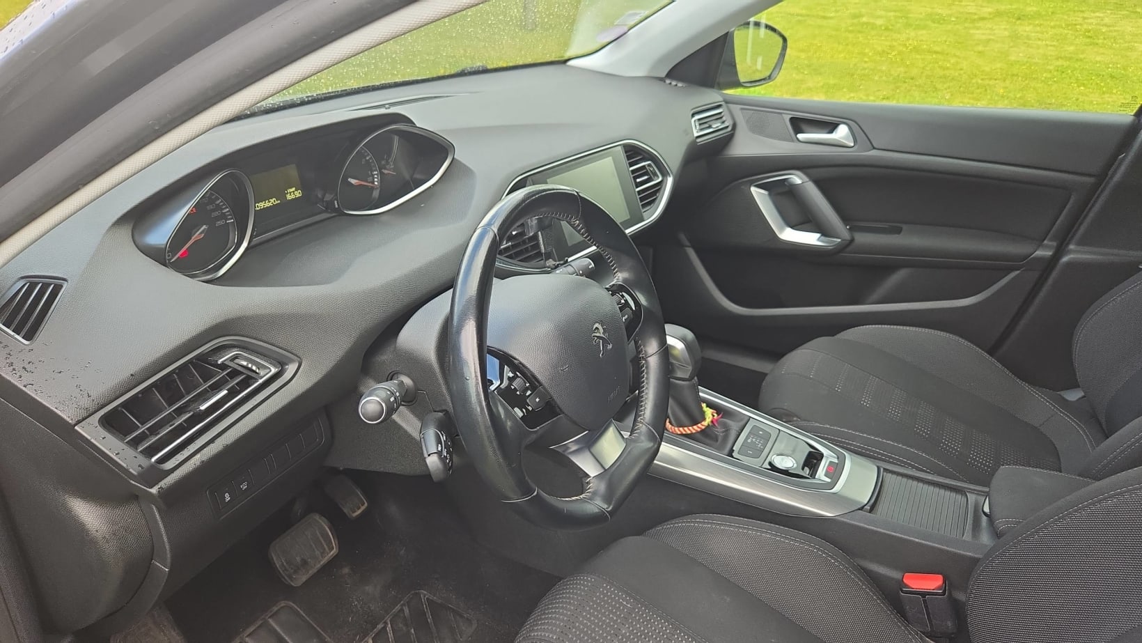 Peugeot 308 Allure - 1.2 PureTech 130 EAT6 2017 Essence – Image 5