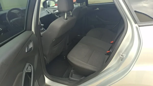 Ford Focus ST-Line - 1.5 TDCI 120 2018 Diesel – Image 7