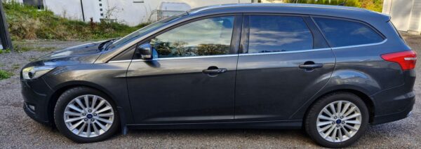 Ford Focus 1.0 EcoBoost 125 ch Titanium automatique – Image 2