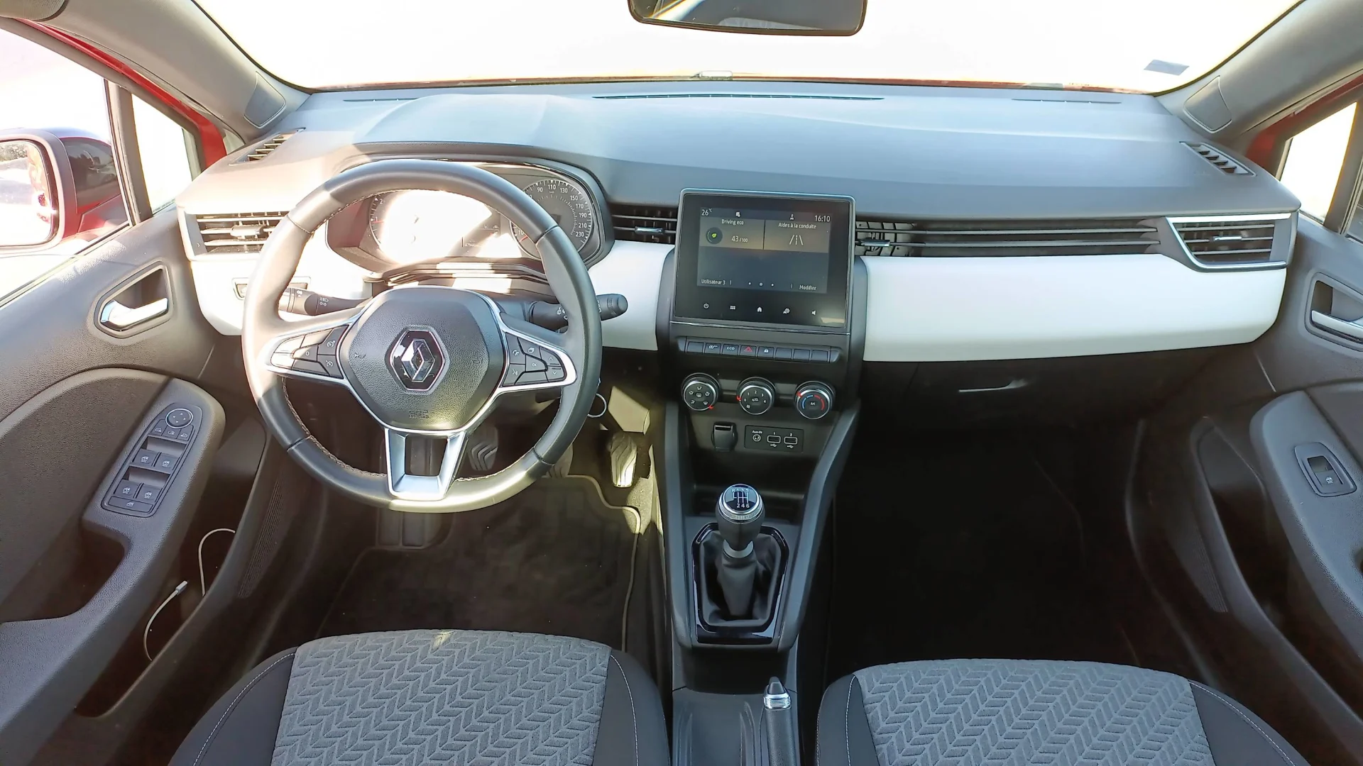 Renault Clio Limited - 1.0 TCe 90 2021 – Image 11