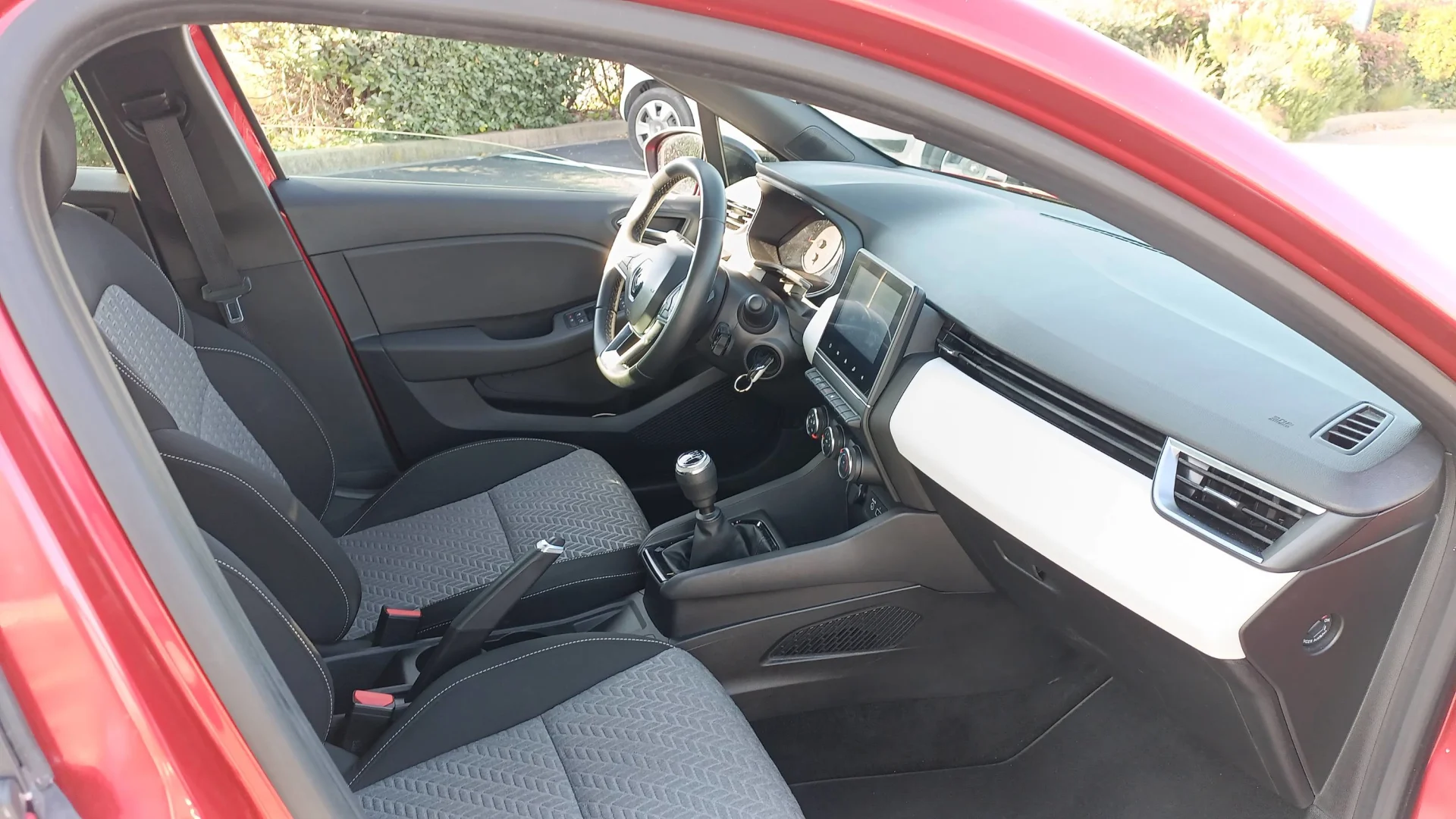 Renault Clio Limited - 1.0 TCe 90 2021 – Image 9